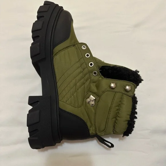 NEW Ganni Olive and Black Lace-Up Boots Size ( US10 )  (EU41 ) - Picture 4 of 10